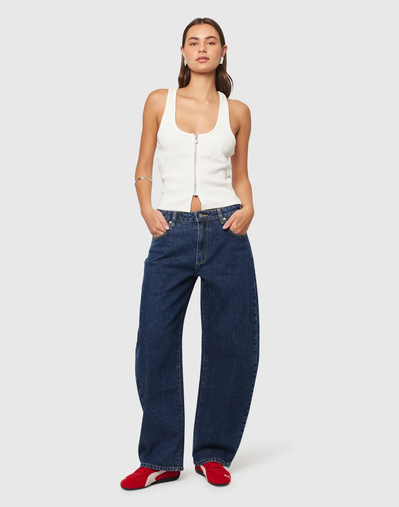 95 Tara Barrel Denim Jeans - Dark Blue - Image 5