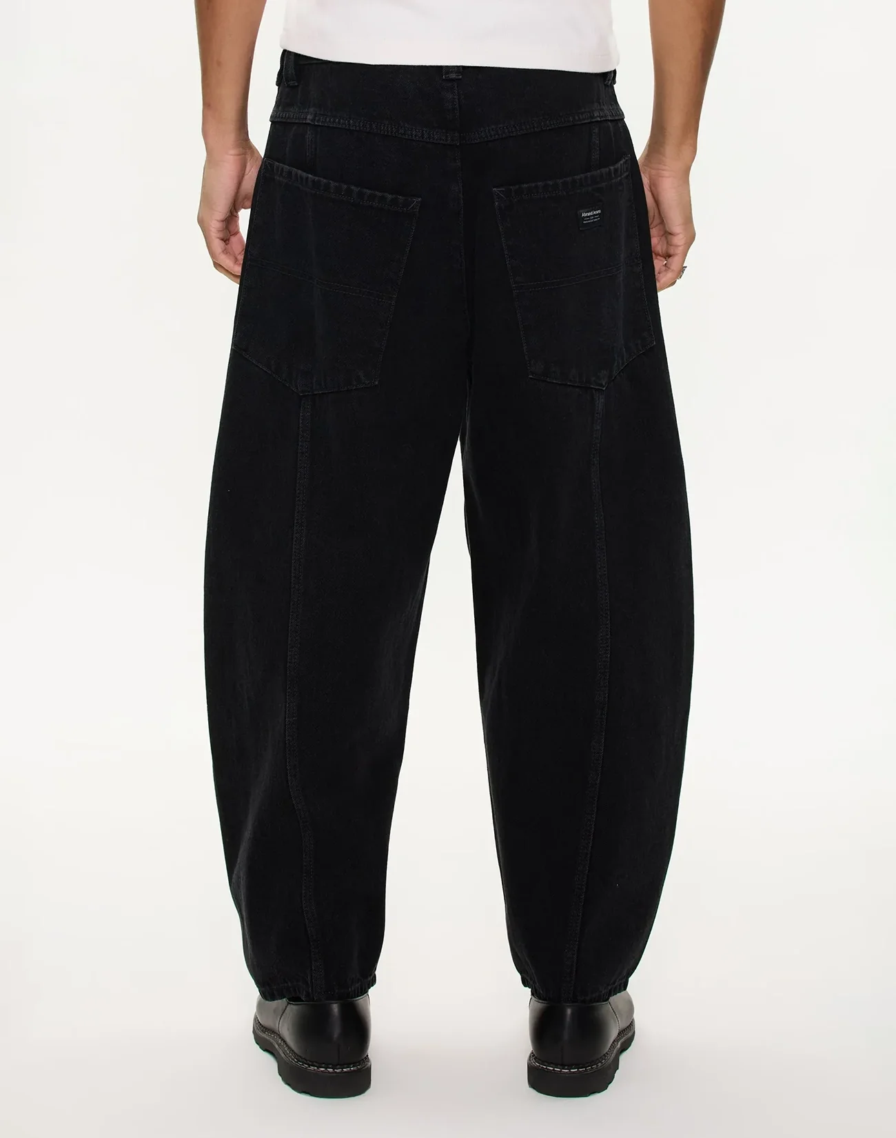 A6 Skyler Big Cocoon Denim Jeans - Washed Black - Image 4