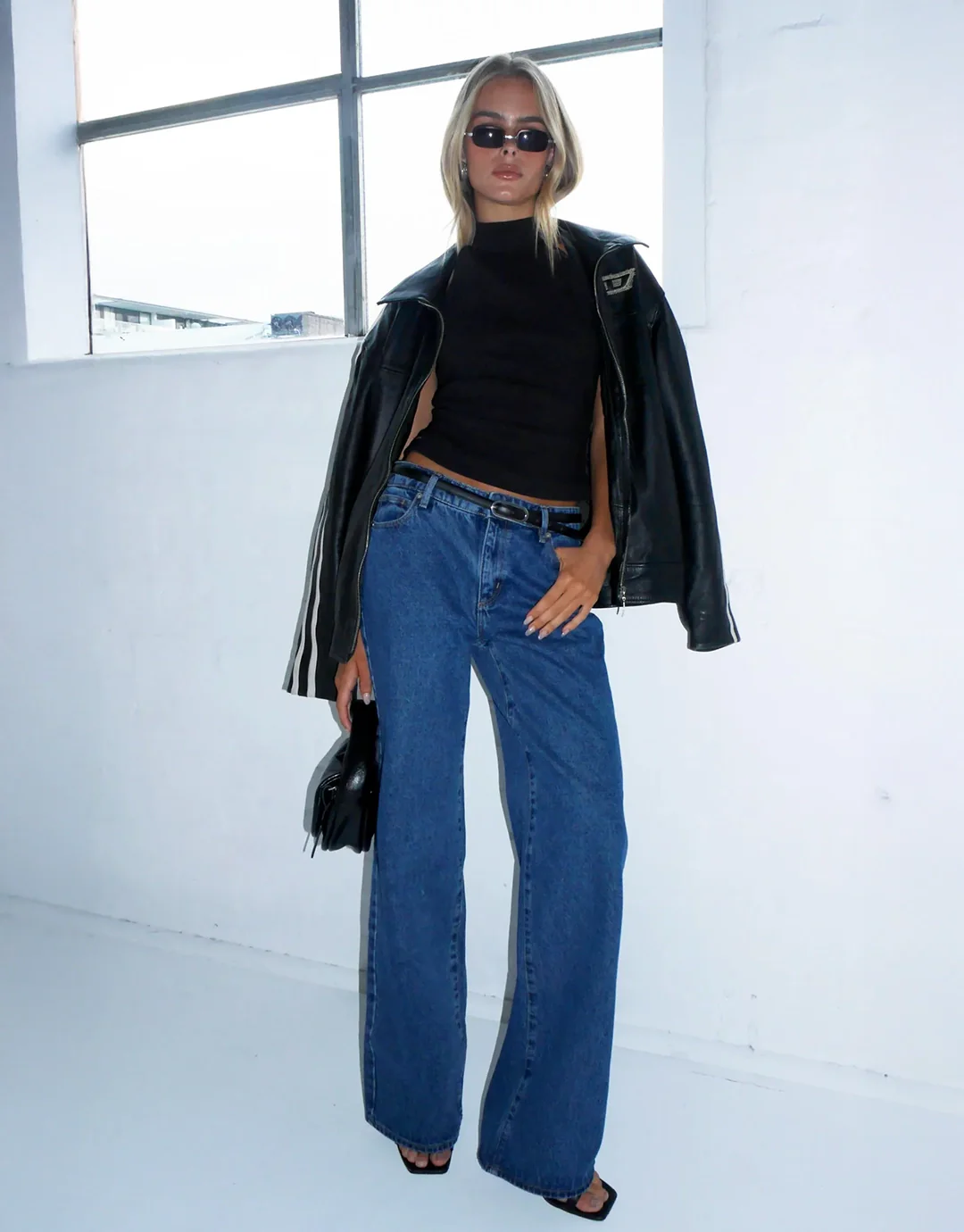 99 Bella Low Baggy Jeans - Mid Blue