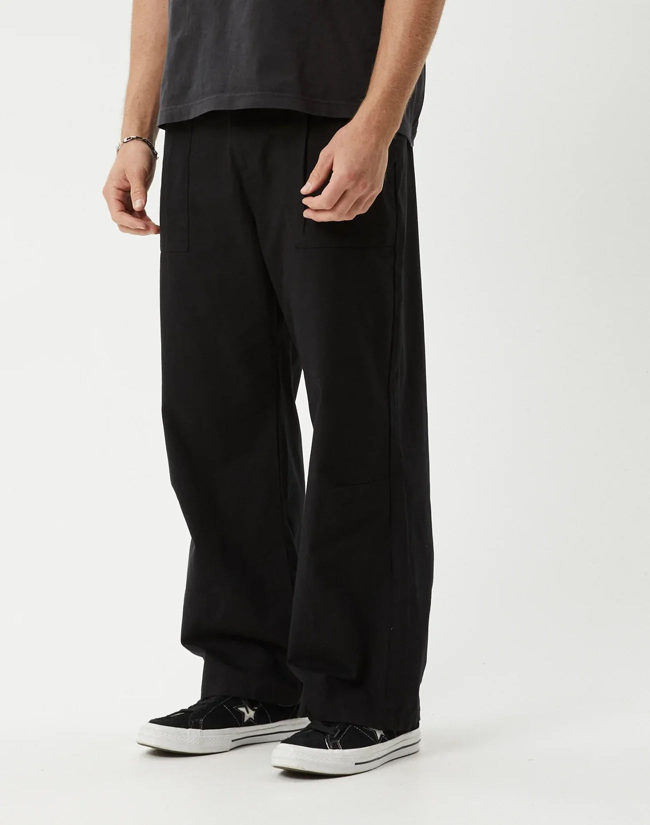 Glider Pleated Pants - Black - Image 4