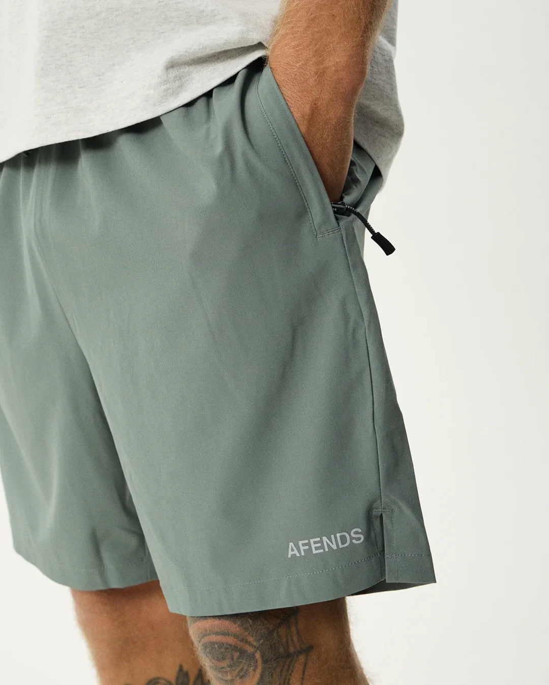 Kettle-Ish 18" Performance Shorts - Sycamore