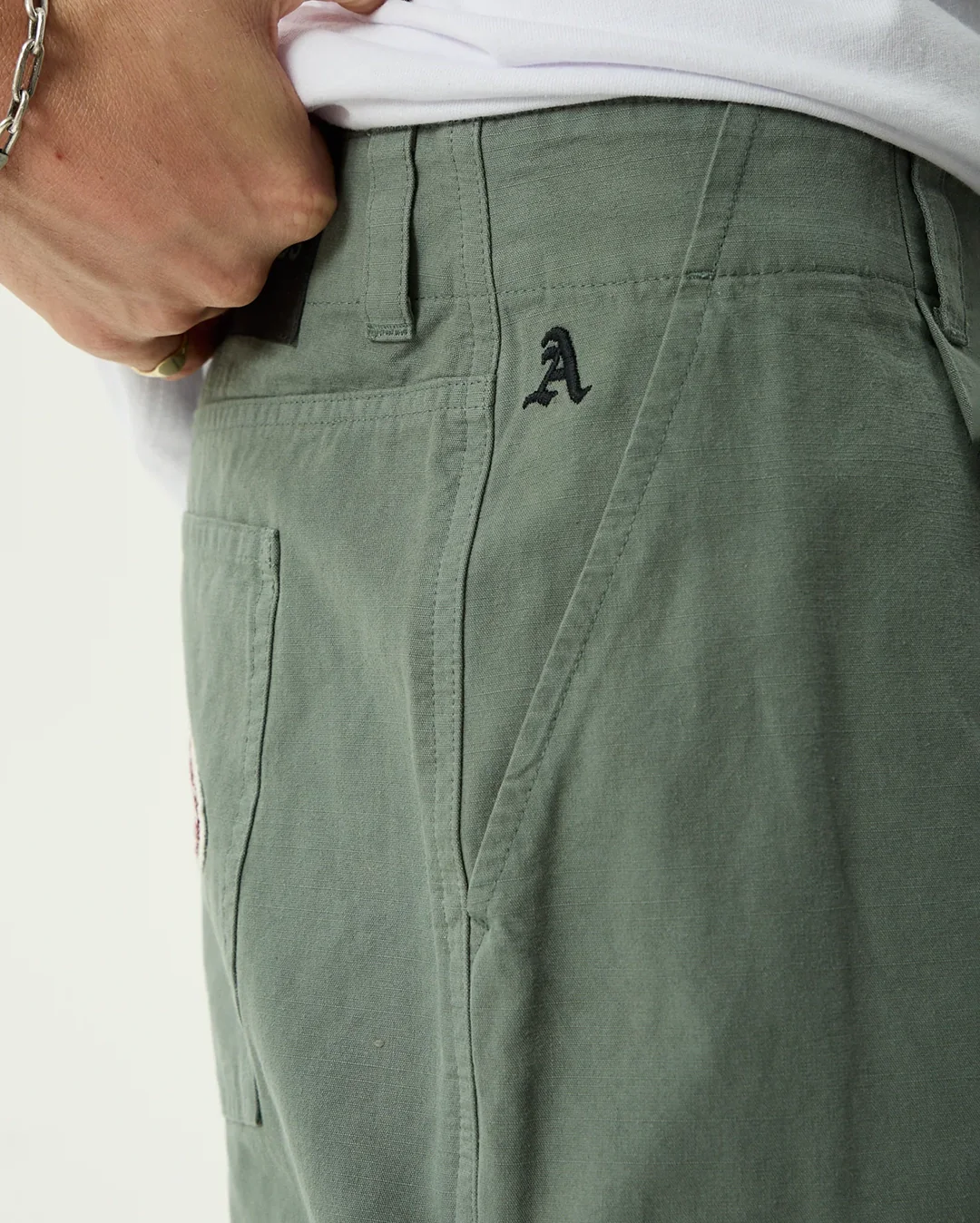 Summit 22" Pleated Cargo Short - Washed Sycamore - Image 7