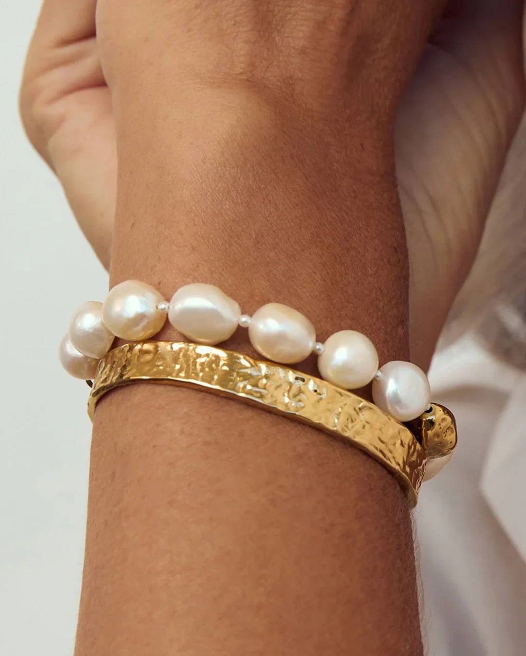 Hariette Pearl Bracelet - Gold Pearl - Image 2