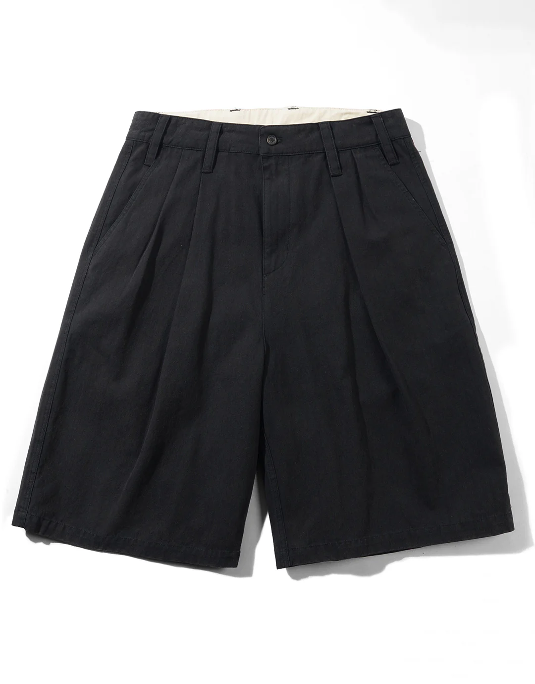 Pleated Shorts - Washed Black