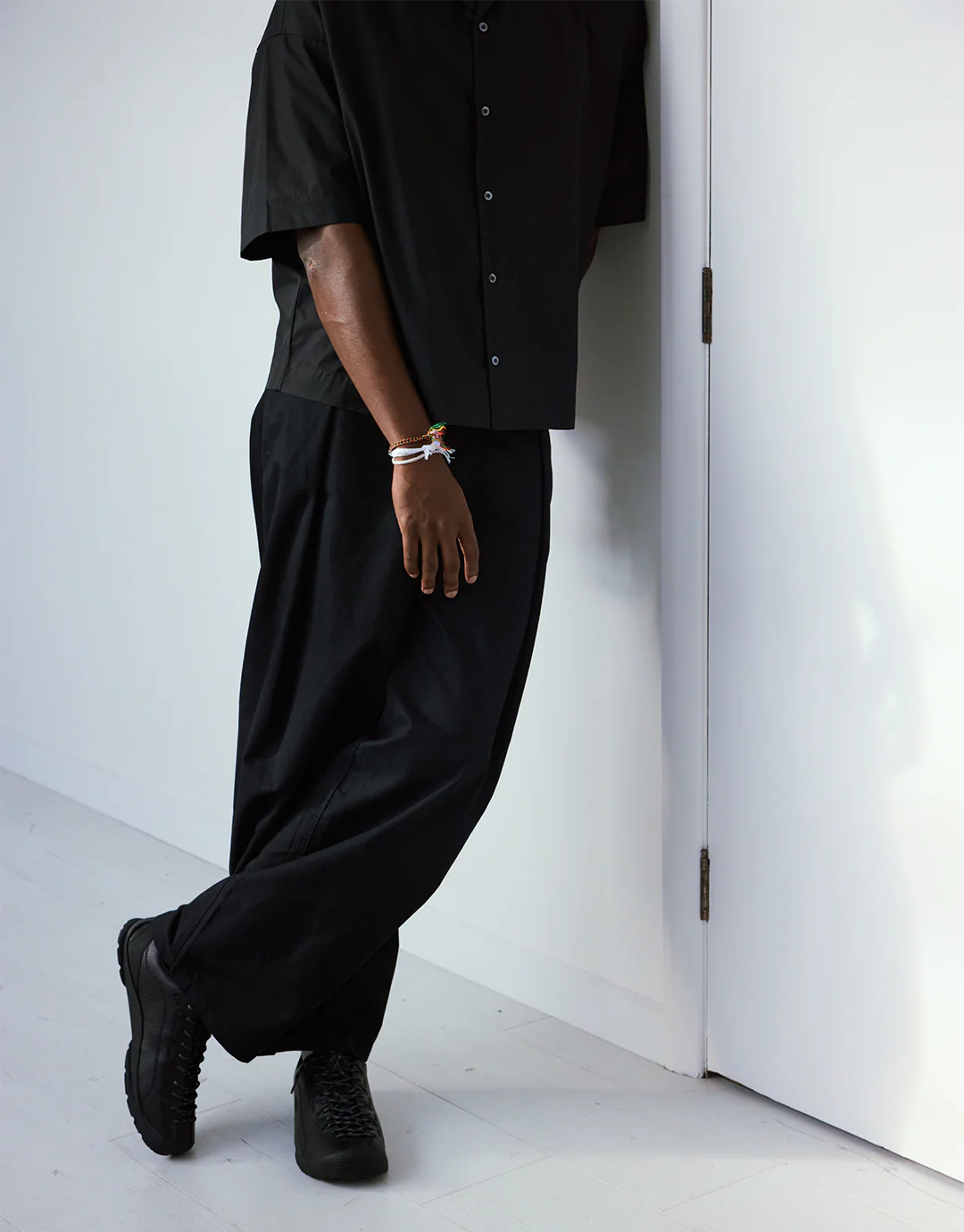 Hakama Pleated Pants - Black - Image 5