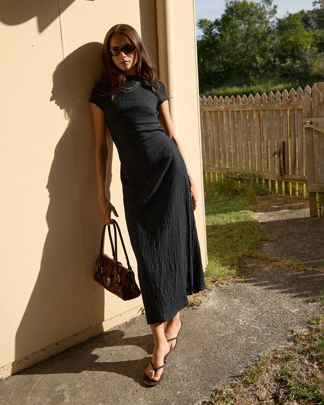 Elodie - Seersucker Midi Dress - Black