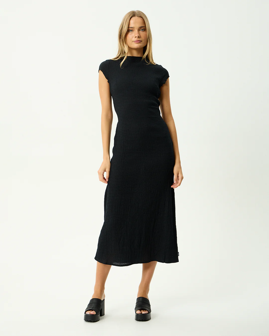Elodie - Seersucker Midi Dress - Black - Image 3
