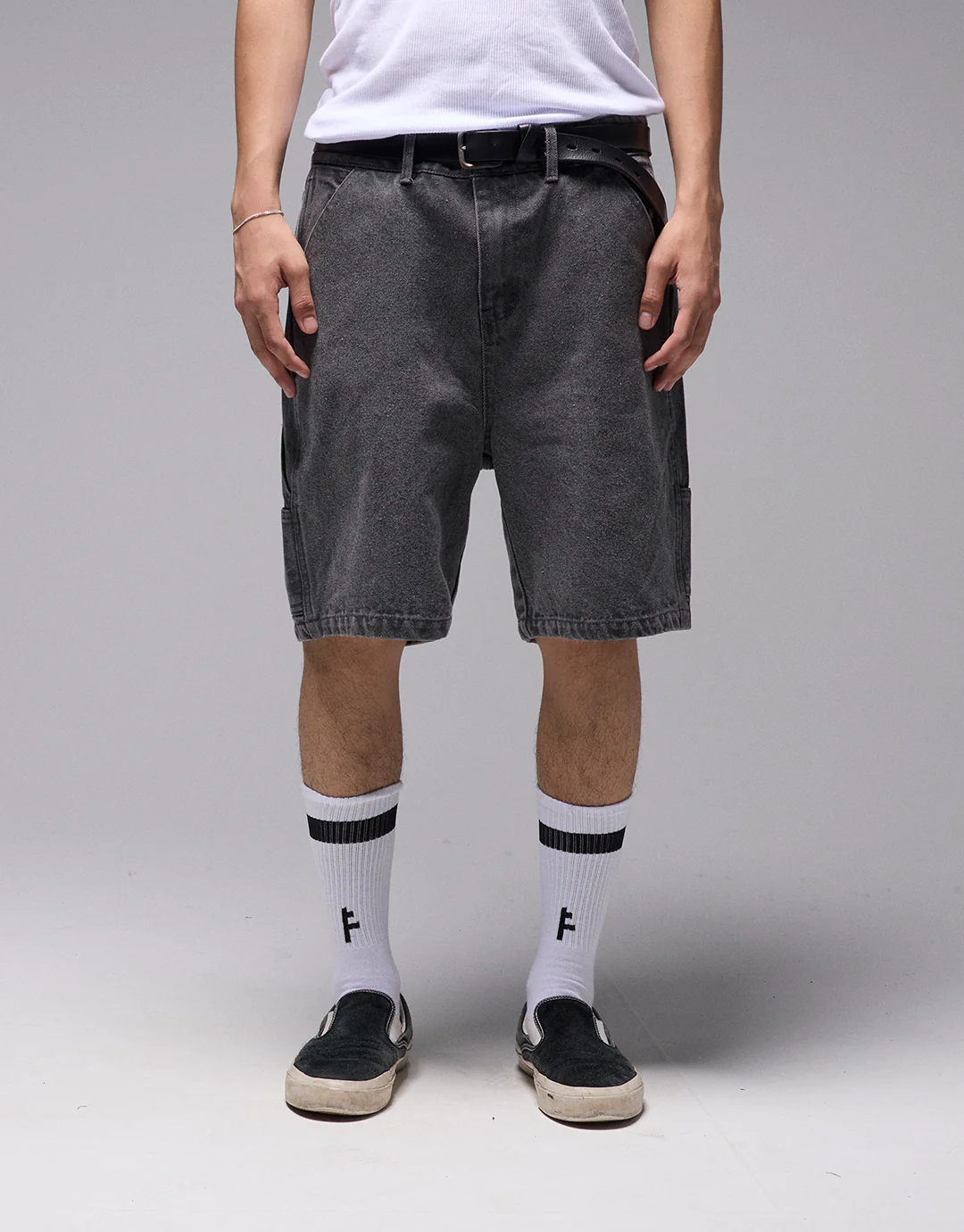 Distend VT Denim 20.5" Carpenter Shorts - Washed Grey - Image 3