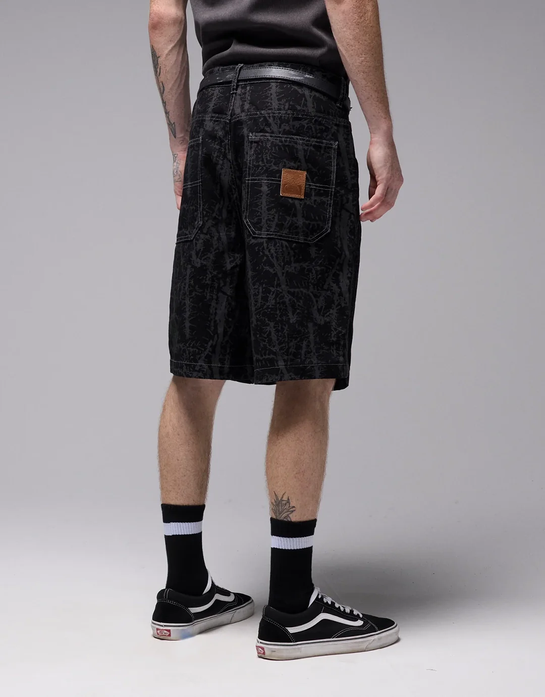 Turmoil Distend 20.5" Shorts - Black - Image 3