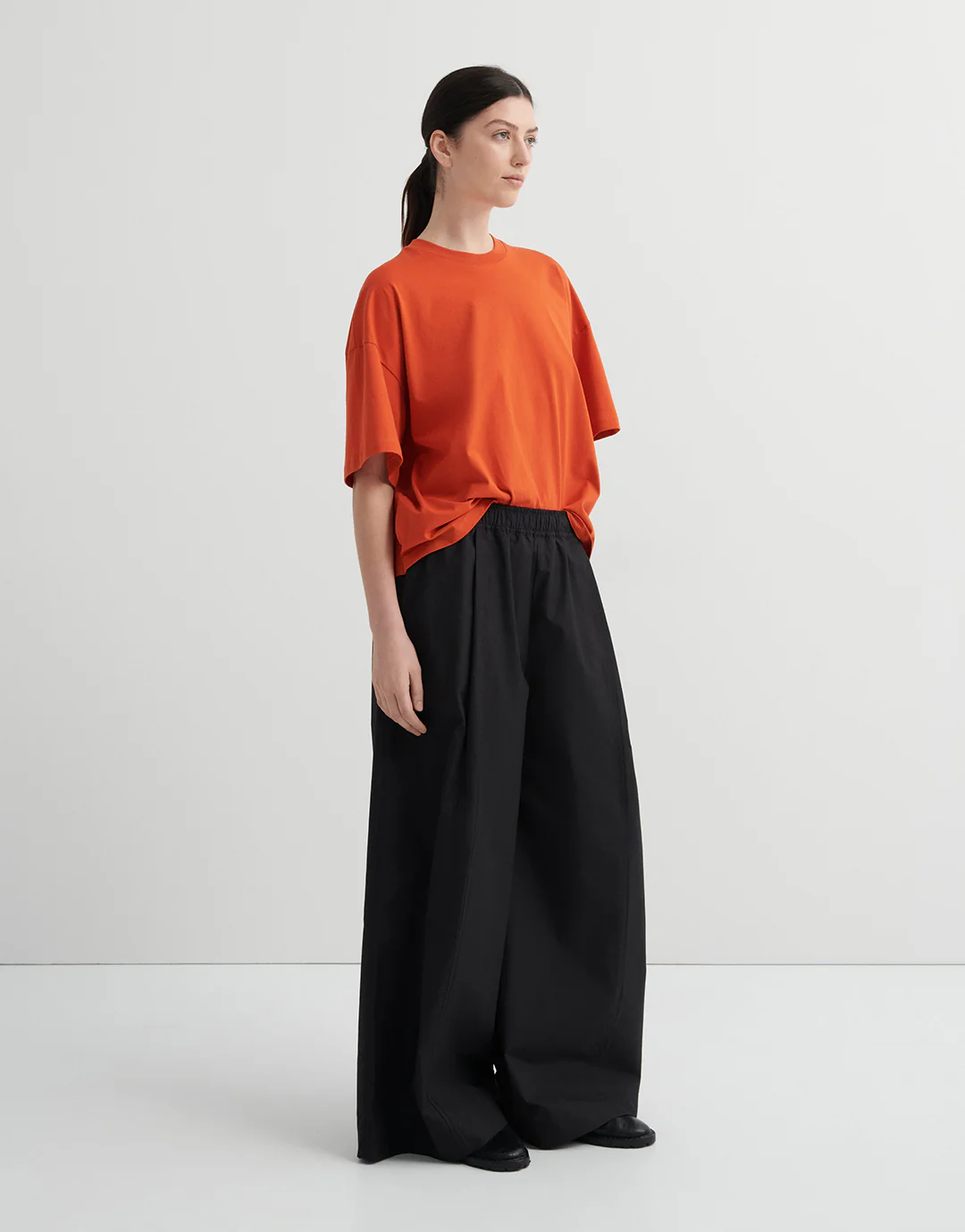 Surround Pant - Black - Image 5