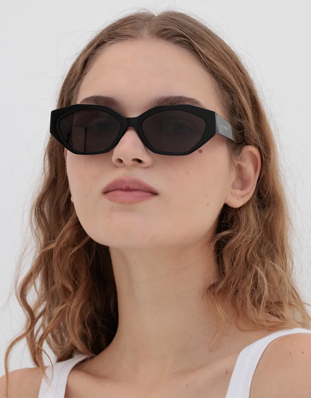 Eliana Sunglasses - Black - Image 2
