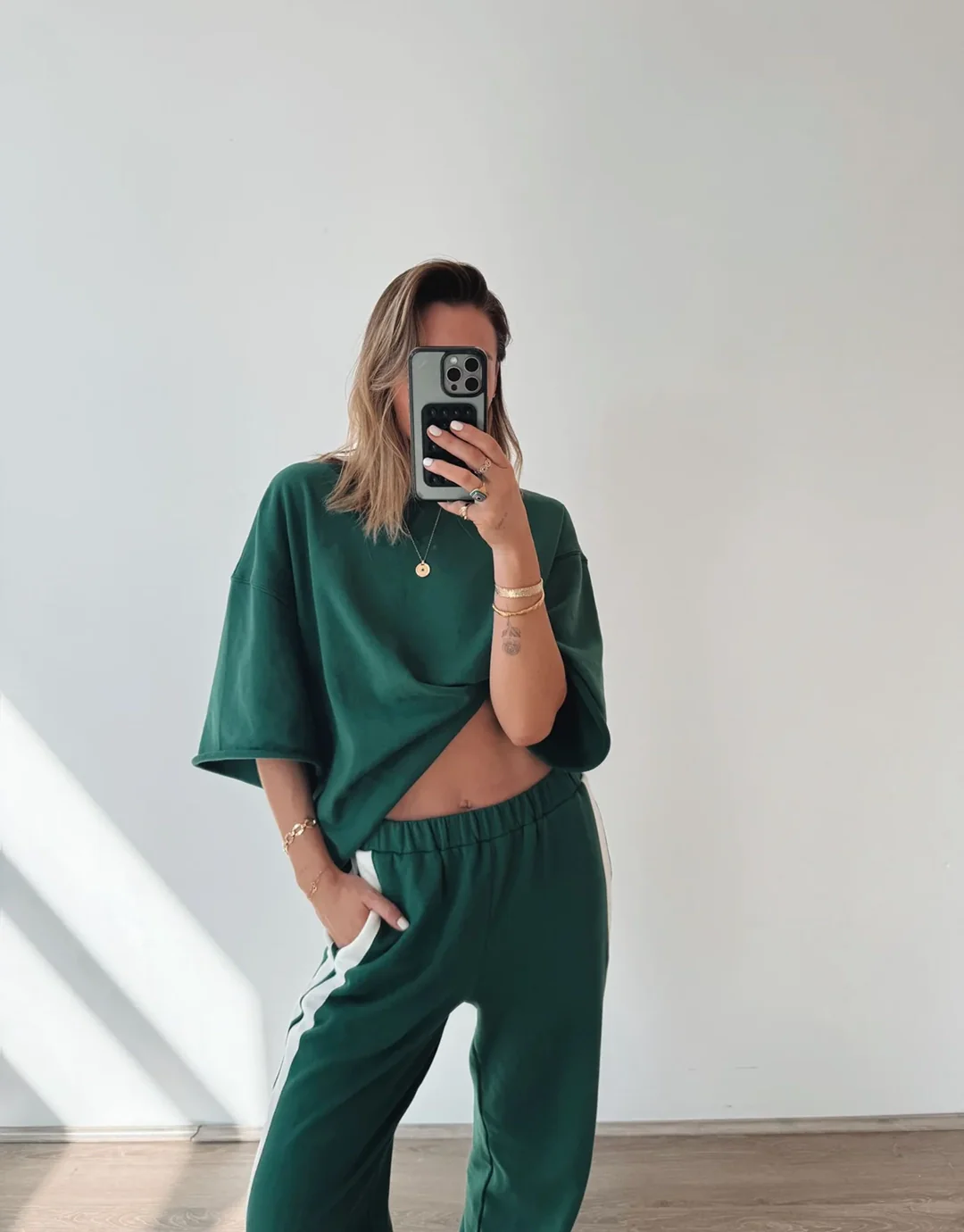 The Mason Tee - Forest Green - Image 3