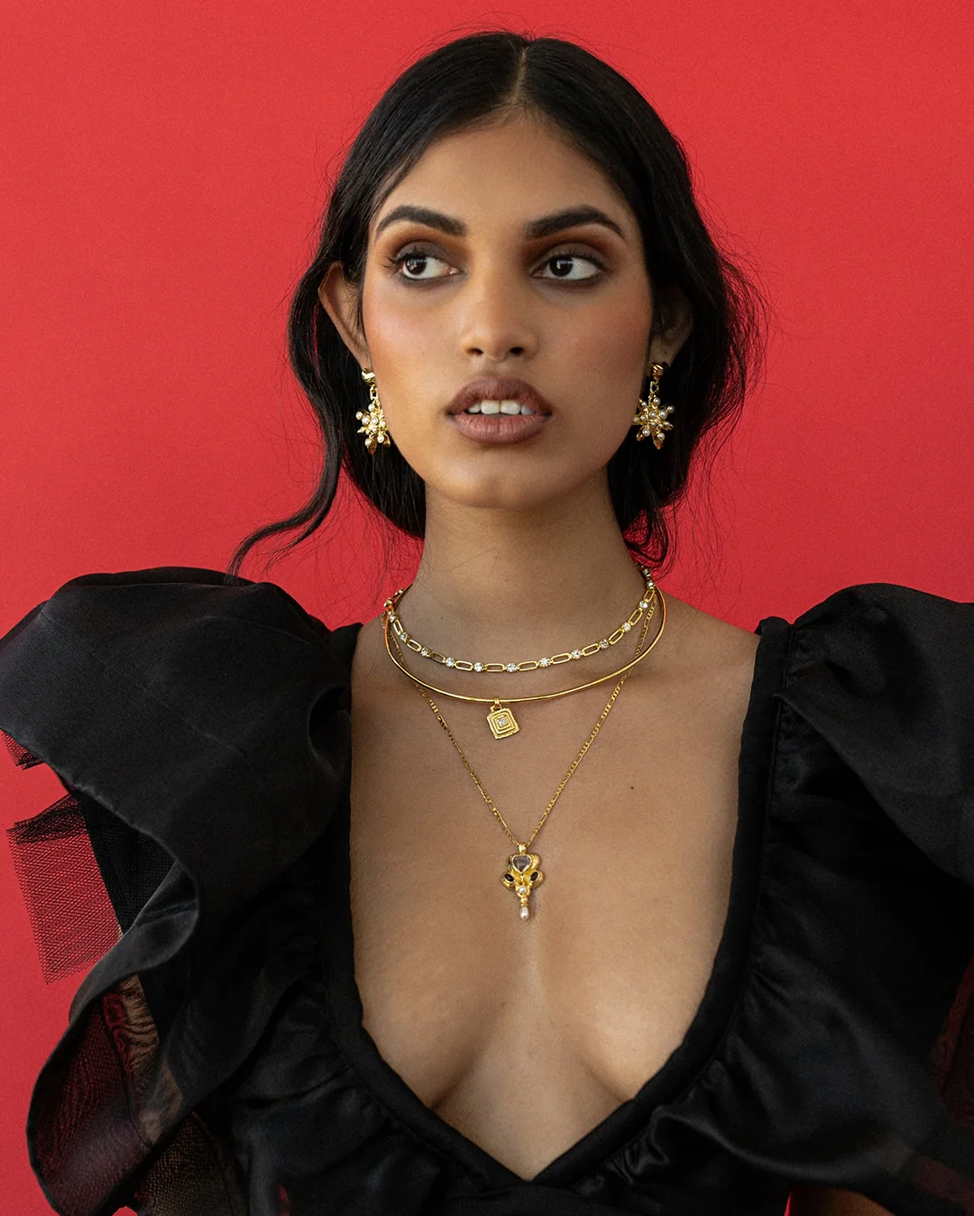Pari Earrings - Gold - Image 2