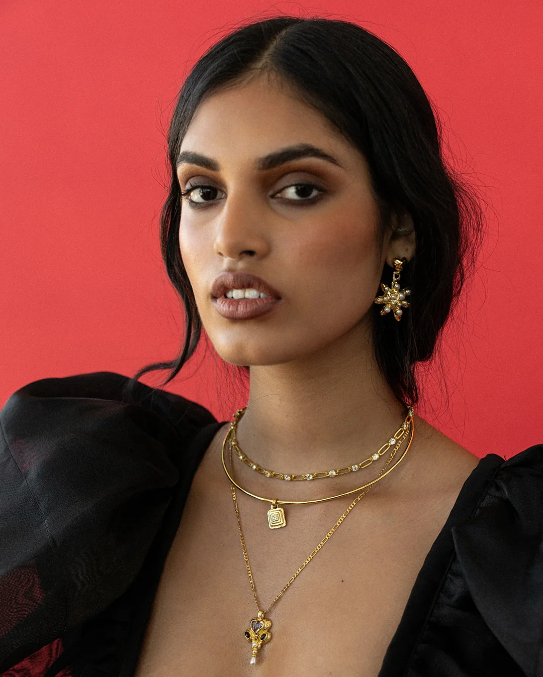 Pari Earrings - Gold - Image 3