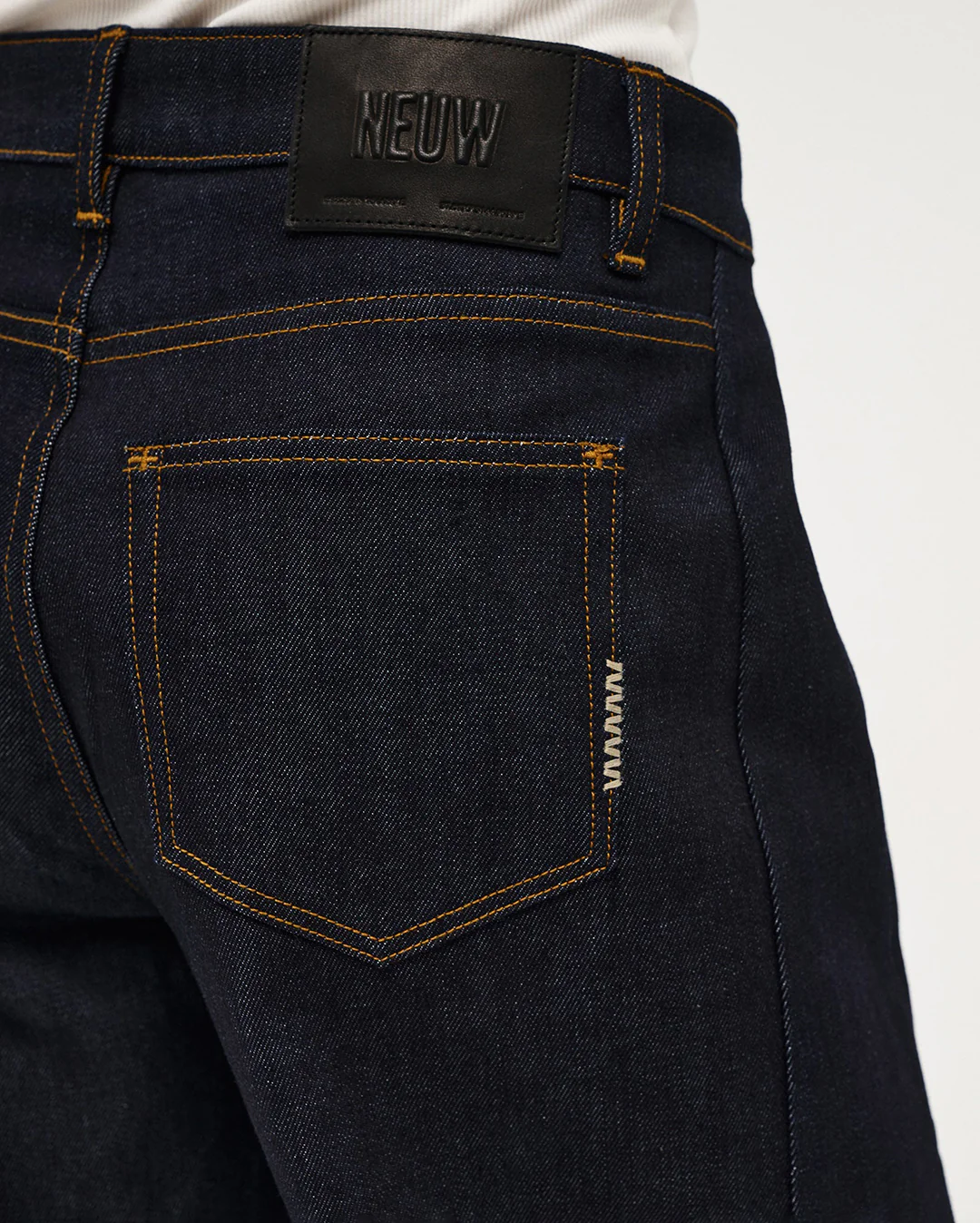 Amber Barrel Resonate - Rinse Denim - Image 5