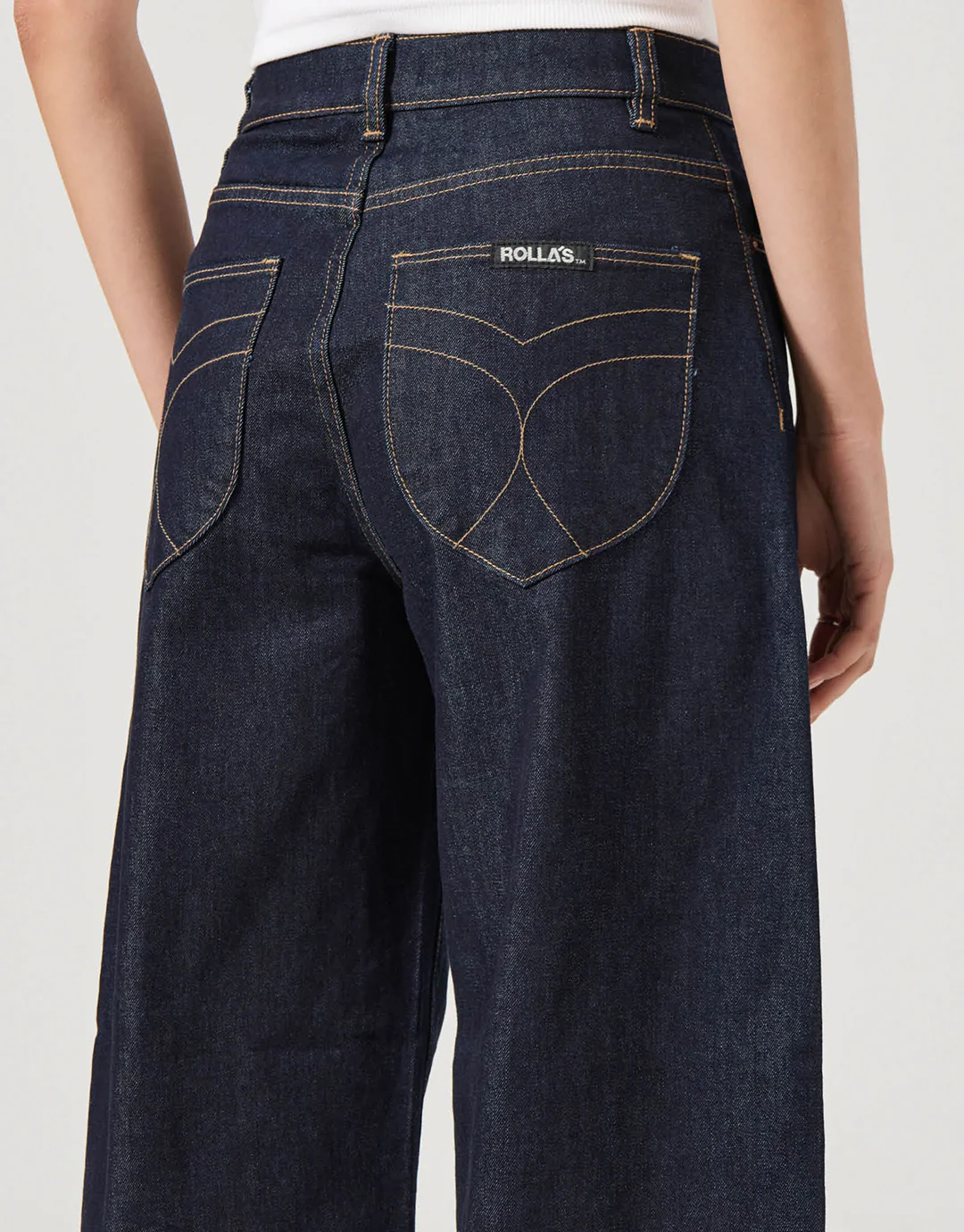 Gigi Barrel Denim Jeans - Rinse Denim - Image 6