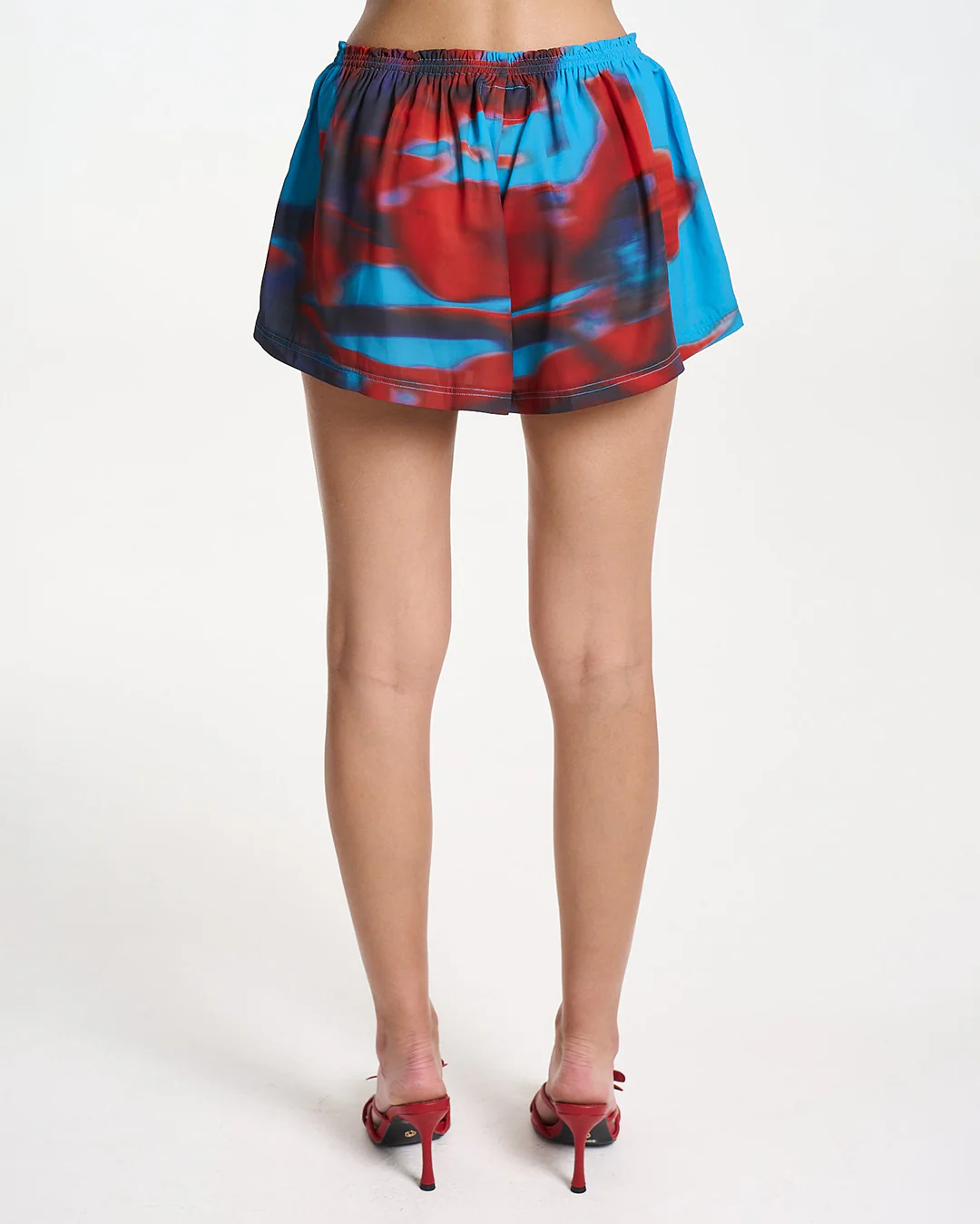 Relaxed Shorts - Motion - Image 5