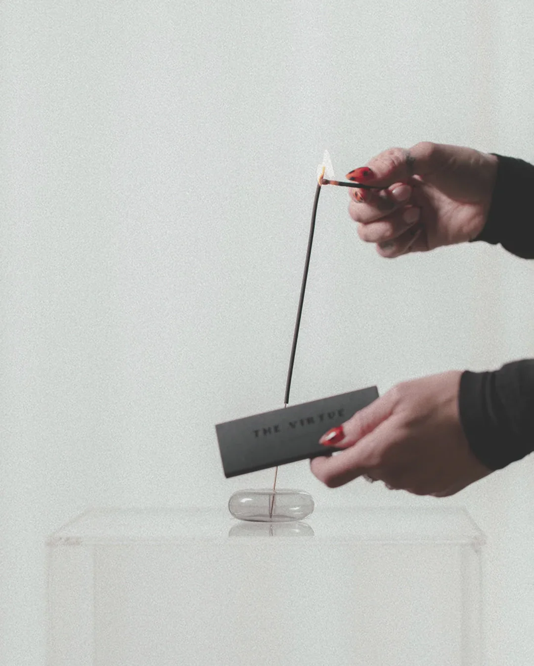 Matches - Black - Image 4